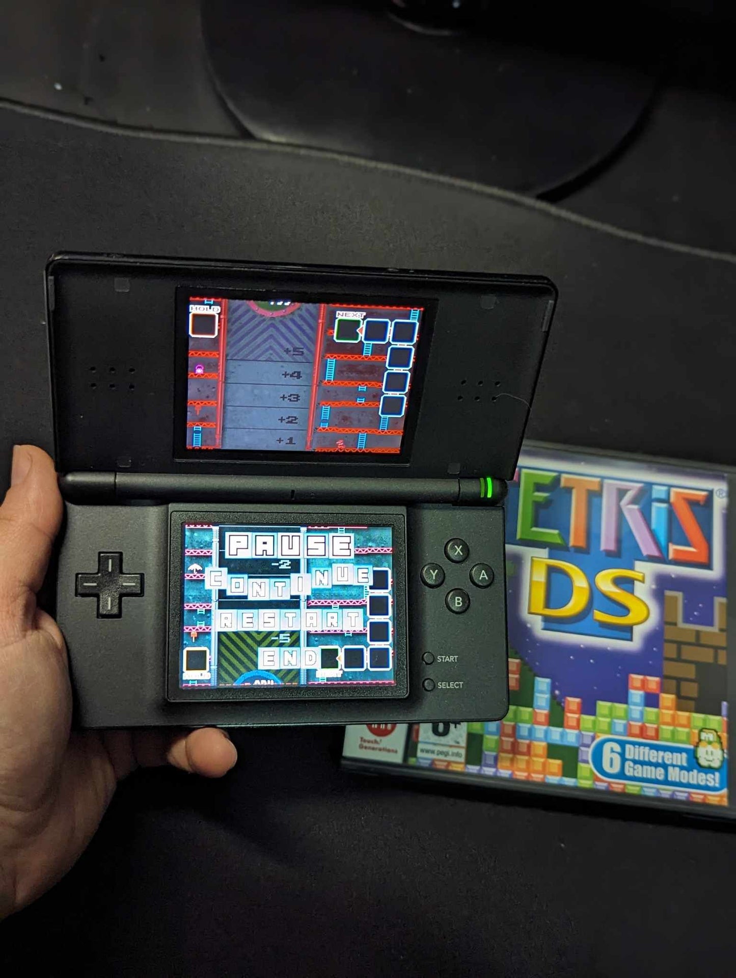 Nintendo DSi Black + TETRIS