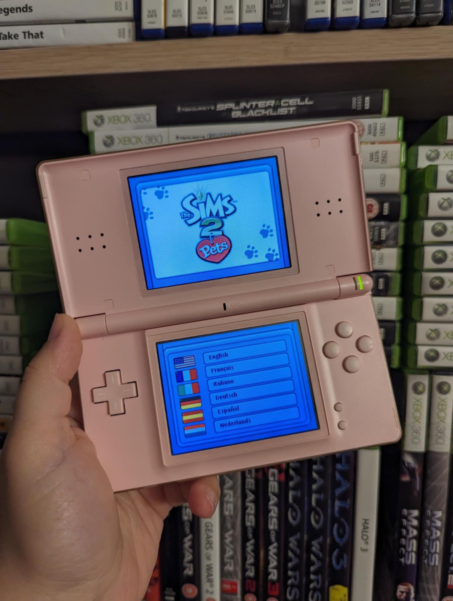 Nintendo DS lite + აქსესუარების ჩანთა