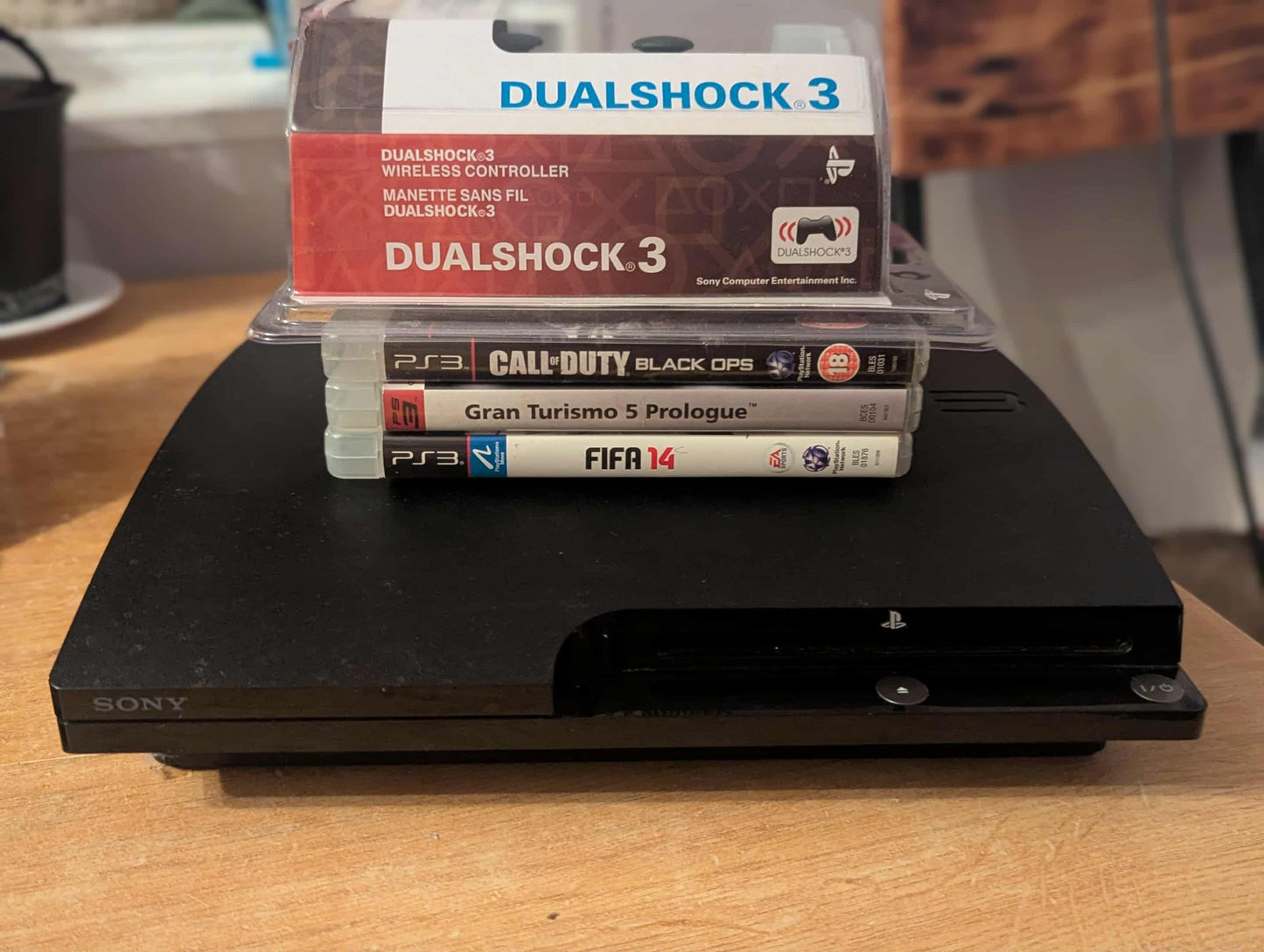 Playstation 3 - Playstation 3 + 3 თამაში