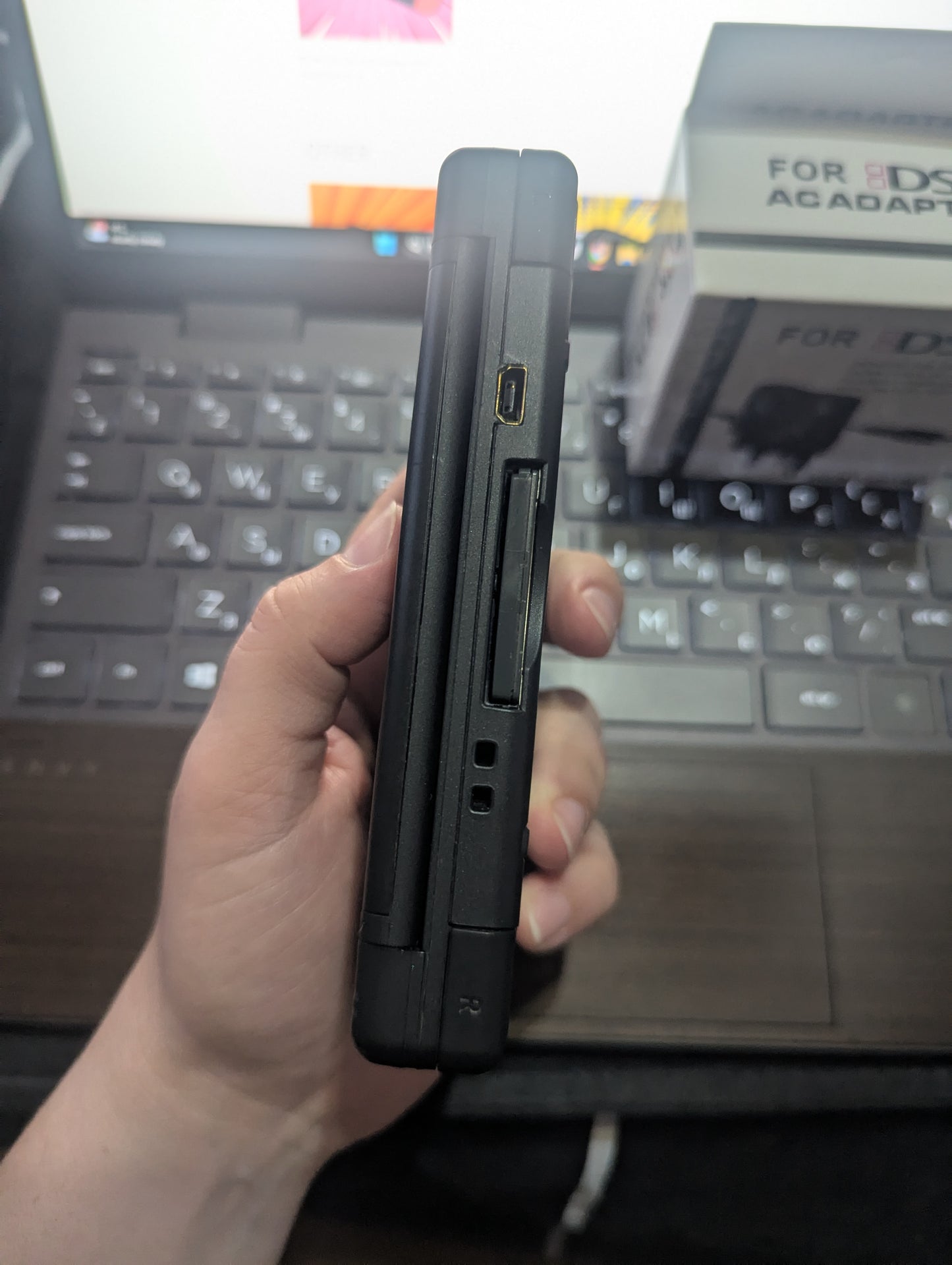 Nintendo DSi Black + mariokart