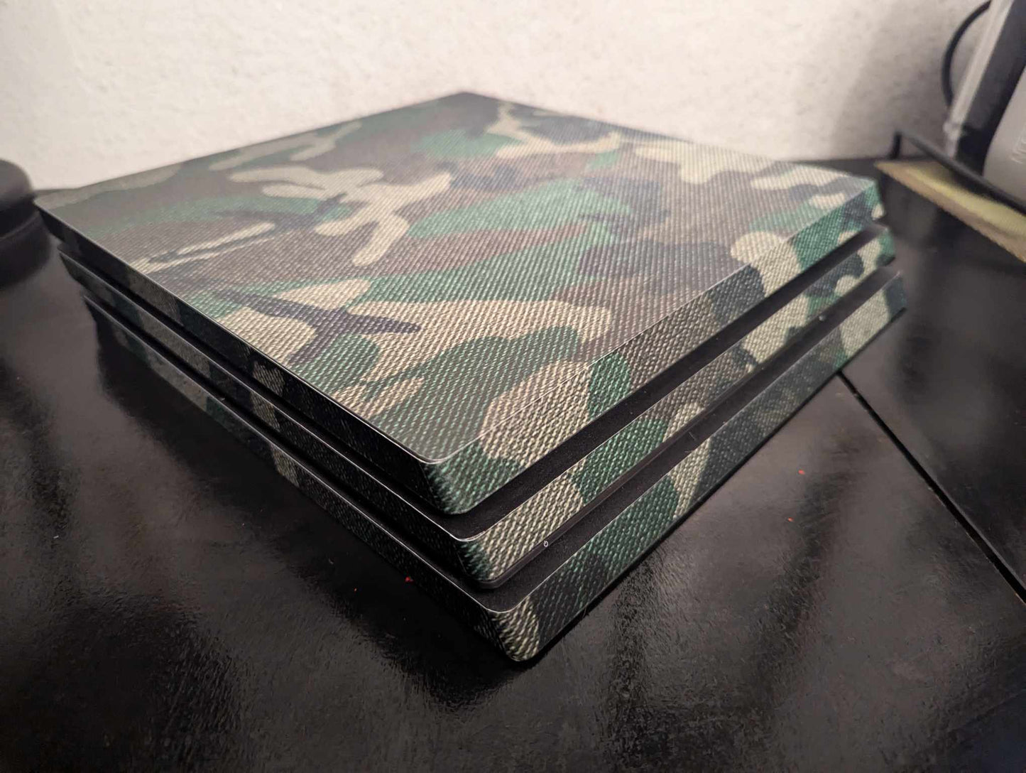 Playstation 4 Pro + Extras